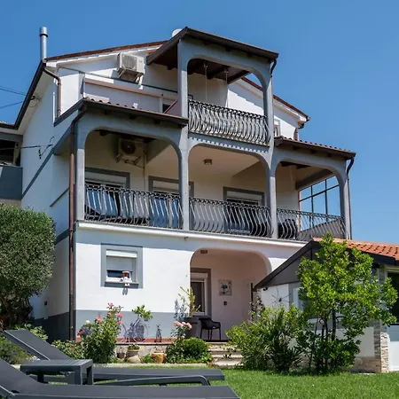 Bazilika * Secovlje
